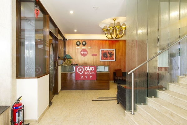 Hotel OYO Rooms MG Road Bangalore
